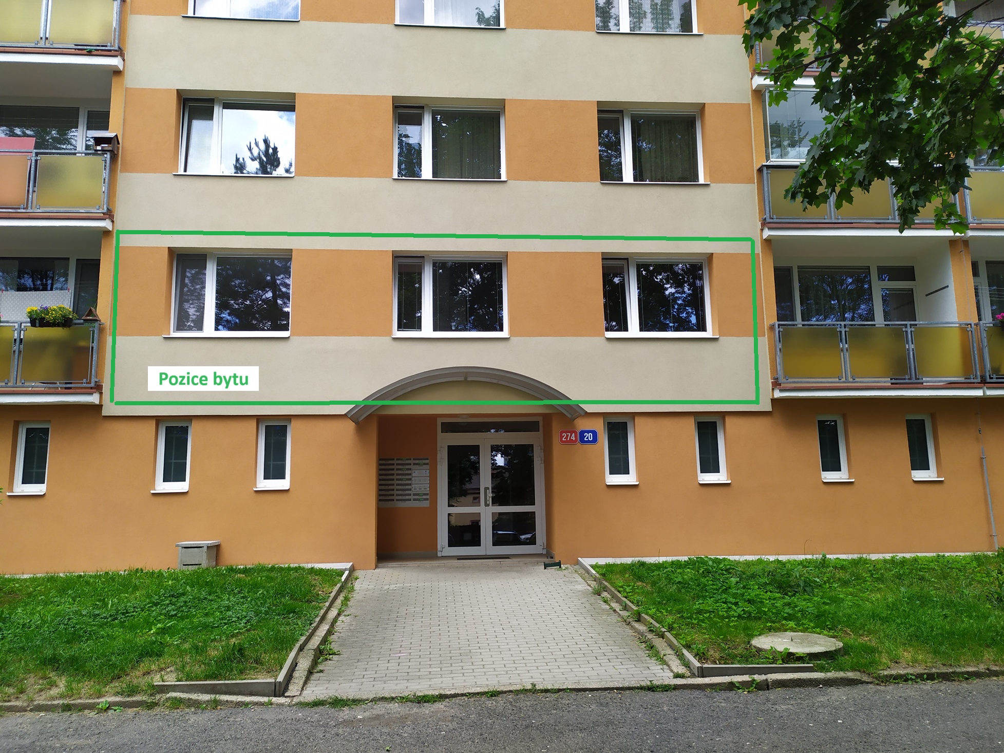 Pronájem pěkného bytu 2+1, ca 55 m2, s vlastní kotelnou pro dům, v Liberci, Františkov, za 12.900,- Kč + spotřeby.
