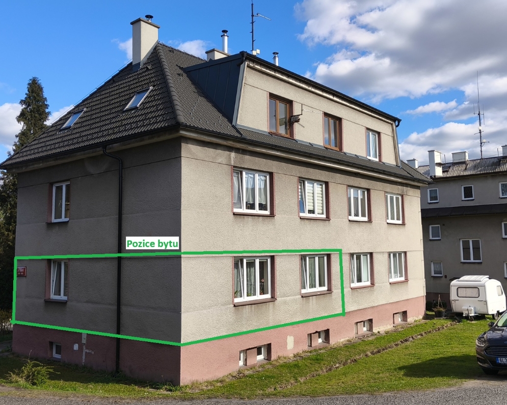 Prodej bytu 3+1 s možností garáže v Machníně u Liberce, za 4.150.000,- Kč.