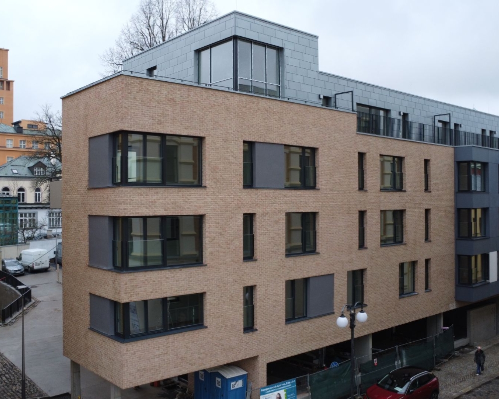 Pronájem nového bytu 1+kk, ca 35 m2, v centru Jablonce nad Nisou, za 10.900,- Kč + spotřeby.