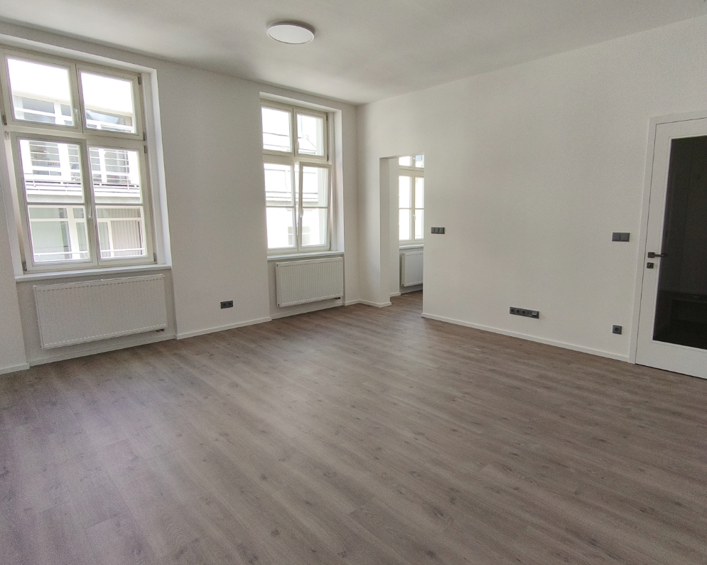Pronájem nového bytu 1+1 s možností parkování u domu v centru Liberce, za 15.000,- Kč + spotřeby.