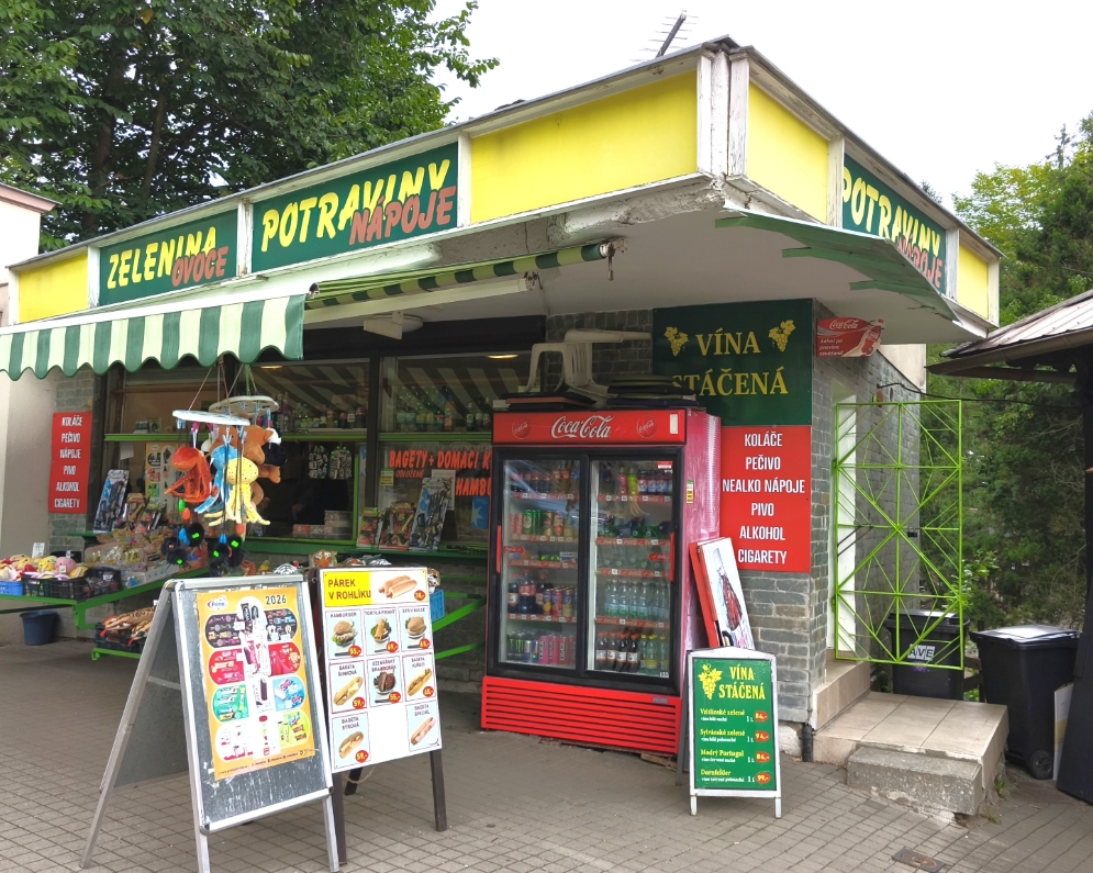 Pronájem obchodního stánku přímo u ZOO v Liberci, za 10.000,- Kč + spotřeby.